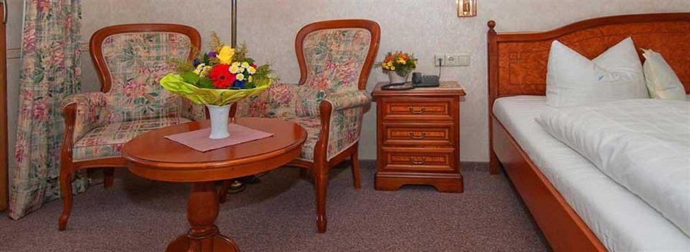 阿斯卡尼亚Bad Wiessee Land-ut-Hotel酒店